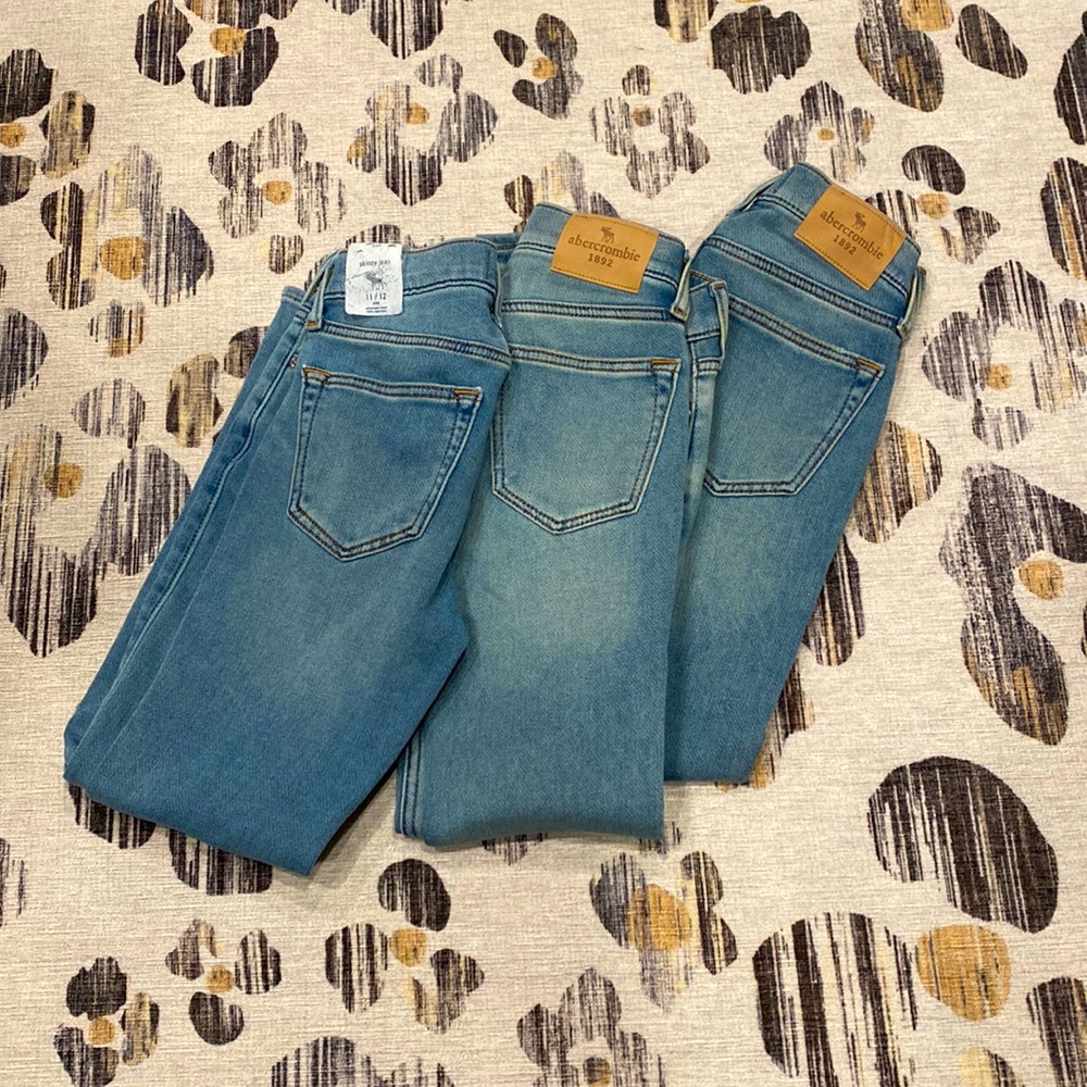 Boys Abercrombie Kids Skinny Jean Slim Fit Size 11/12 NWT